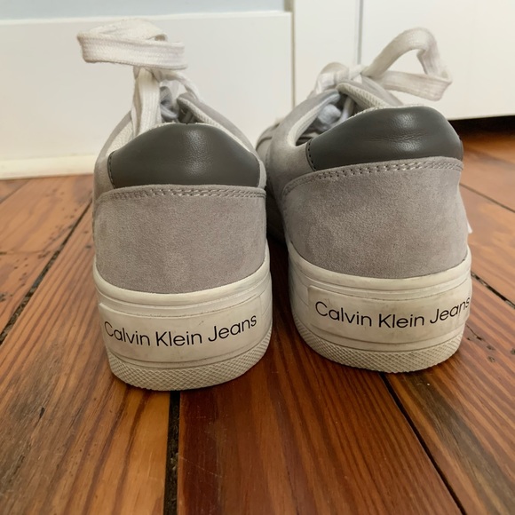 Gray Calvin Klein platform sneakers - Picture 5 of 5